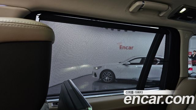 Land Rover Range Rover 2019 — photo 38