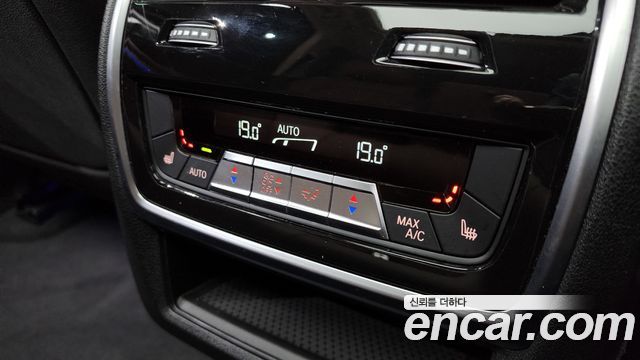 BMW X5 2025 — photo 25