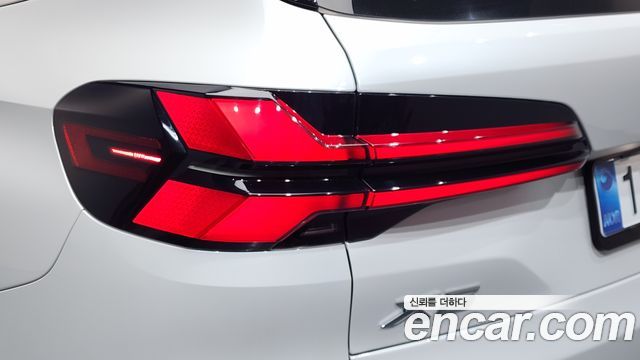 BMW X5 2025 — photo 9