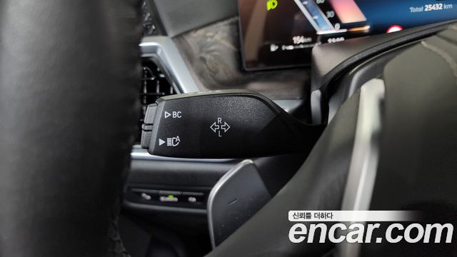 BMW X5 2025 — photo 28