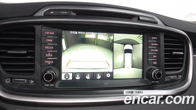 Kia Sorento 2015 — photo 21
