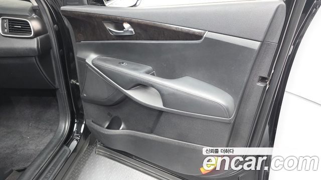 Kia Sorento 2015 — photo 14