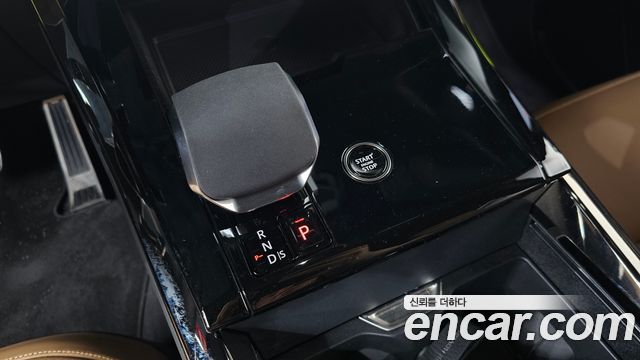Land Rover Range Rover Sport 2025 — photo 9