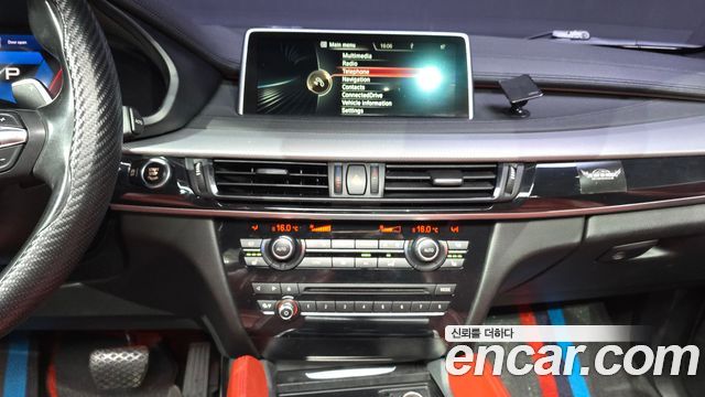 BMW X6 2016 — photo 14