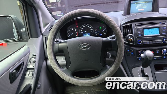 Hyundai Starex 2018 — photo 13