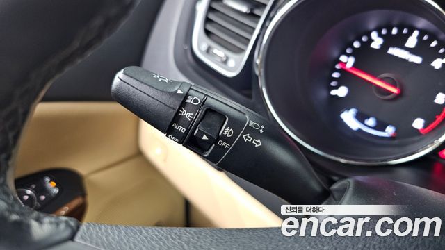 Kia Canival 2018 — photo 30