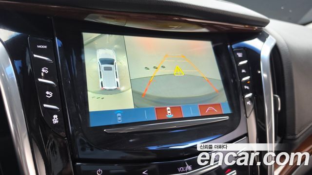 Cadillac Escalade 2018 — photo 15