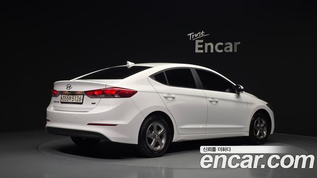 Hyundai AVANTE 2016 — photo 2