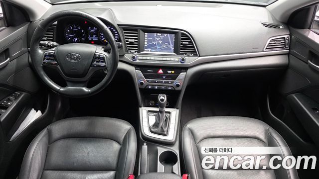 Hyundai AVANTE 2016 — photo 7