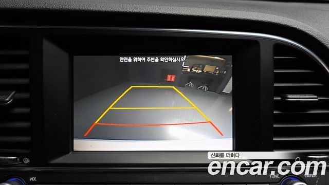 Hyundai AVANTE 2016 — photo 15