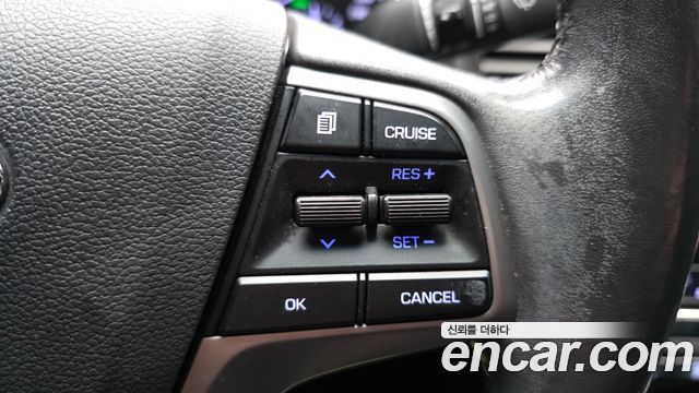 Hyundai AVANTE 2016 — photo 17