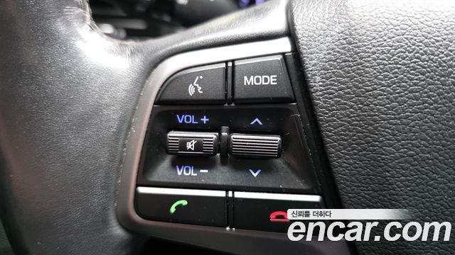 Hyundai AVANTE 2016 — photo 19