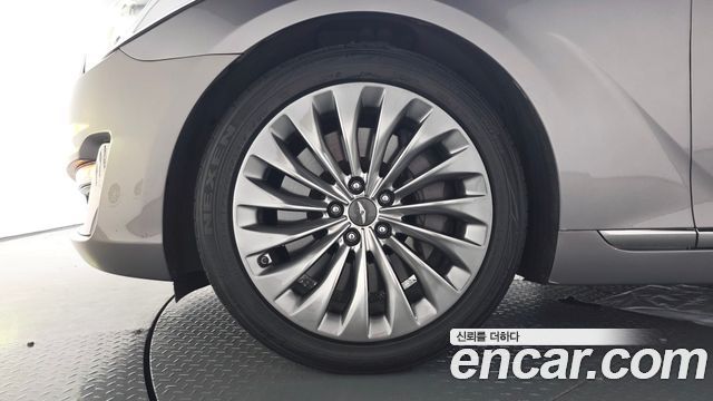 Genesis EQ900 2016 — photo 5