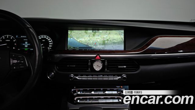 Genesis EQ900 2016 — photo 19