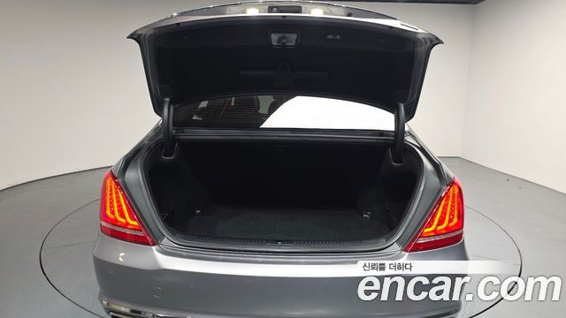 Genesis EQ900 2016 — photo 26