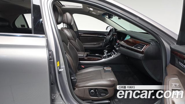 Genesis EQ900 2016 — photo 16