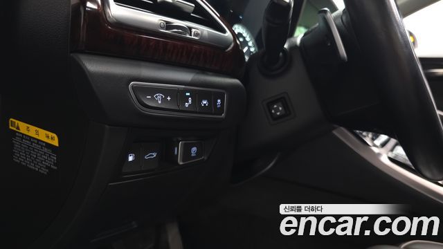 Genesis EQ900 2016 — photo 28