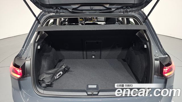 Volkswagen Golf 2026 — photo 26