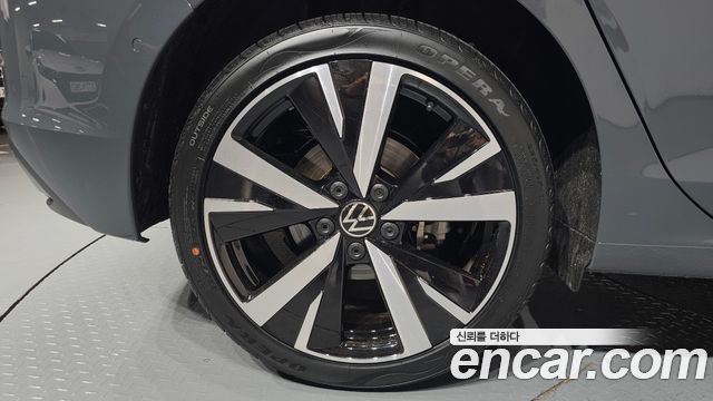 Volkswagen Golf 2026 — photo 7