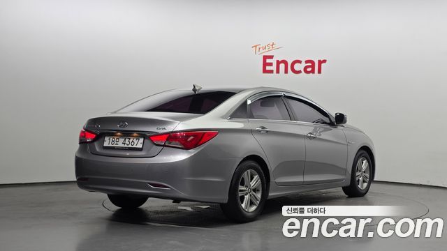 Hyundai Sonata 2013 — photo 2