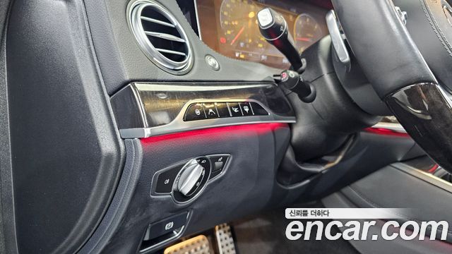 Mercedes-Benz S-Class 2019 — photo 15