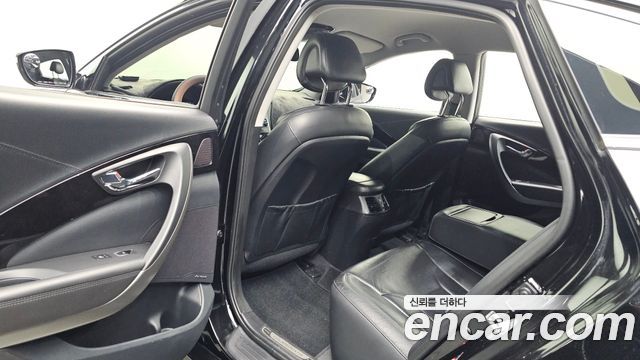 Hyundai Grandeur 2015 — photo 17