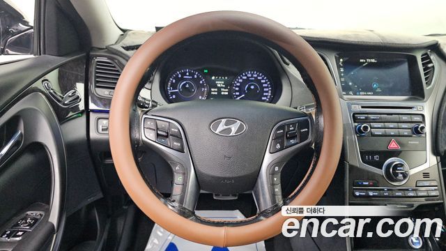 Hyundai Grandeur 2015 — photo 21