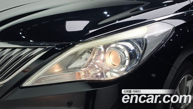 Hyundai Grandeur 2015 — photo 8
