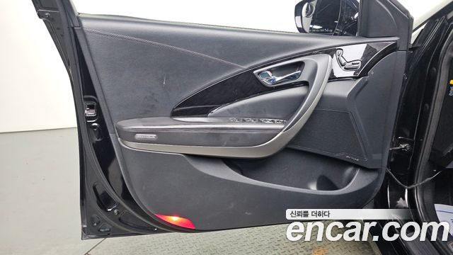 Hyundai Grandeur 2015 — photo 14