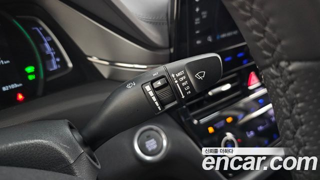 Hyundai Ioniq 2020 — photo 25