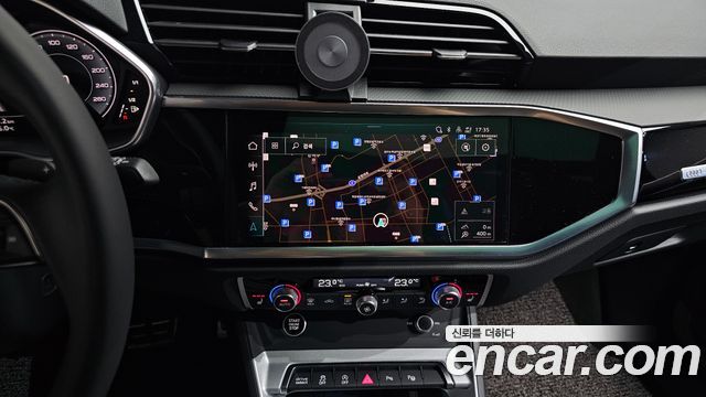 Audi Q3 2025 — photo 20