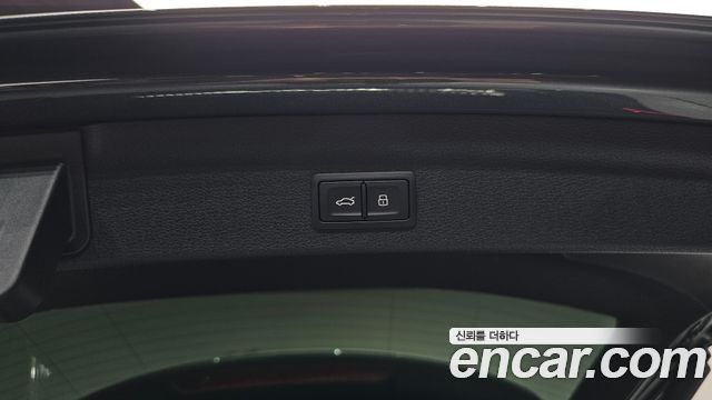 Audi Q3 2025 — photo 27
