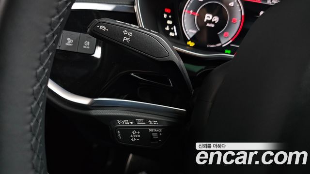 Audi Q3 2025 — photo 30