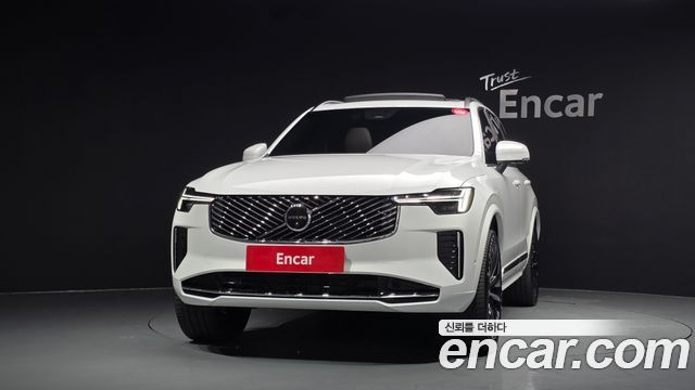 Volvo XC90 2026 — photo 3