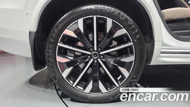 Volvo XC90 2026 — photo 5