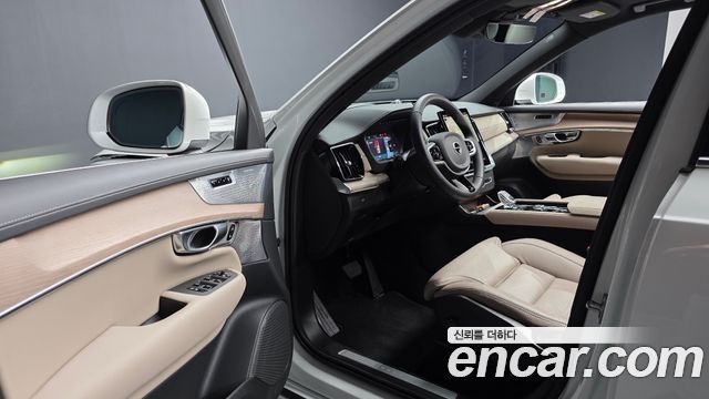 Volvo XC90 2026 — photo 10