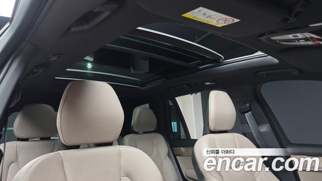 Volvo XC90 2026 — photo 13