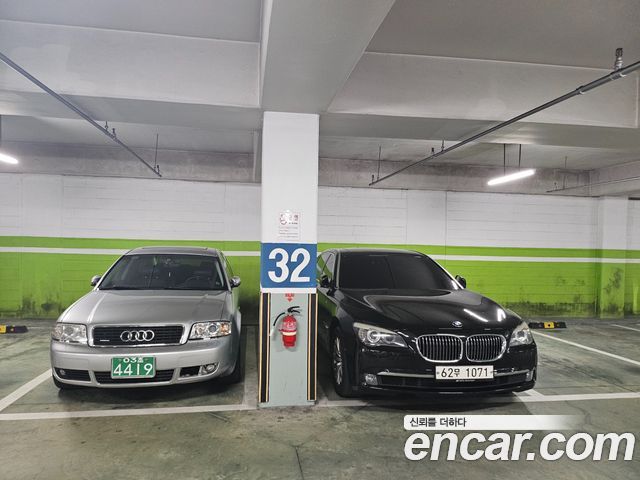 Audi A6 2004 — photo 8
