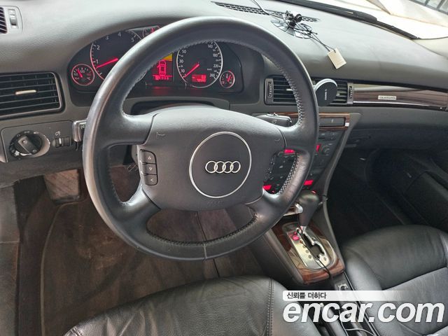 Audi A6 2004 — photo 12
