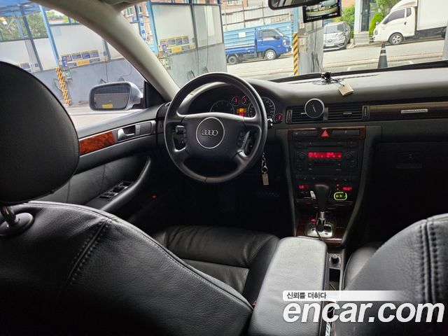 Audi A6 2004 — photo 15