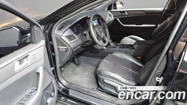 Hyundai Sonata 2015 — photo 13