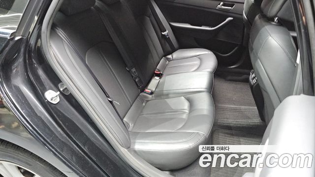 Hyundai Sonata 2015 — photo 18