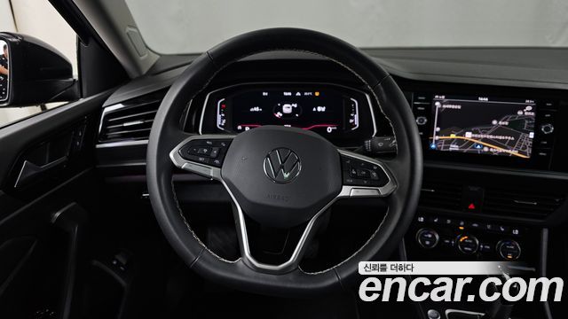 Volkswagen Jetta 2024 — photo 13
