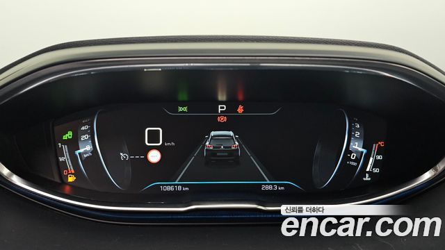 Peugeot 5008 2019 — photo 8