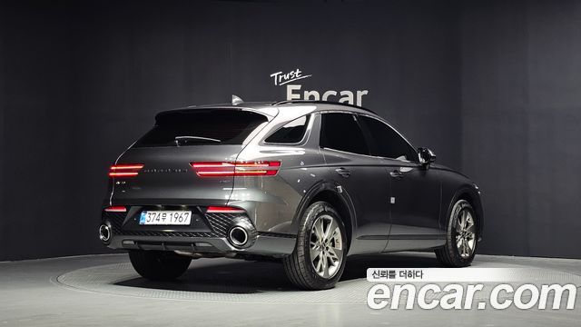 Genesis GV70 2022 — photo 2