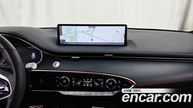 Genesis GV70 2022 — photo 20