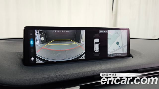 Genesis GV70 2022 — photo 21