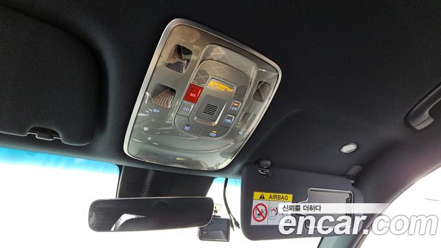 Genesis GV70 2022 — photo 23