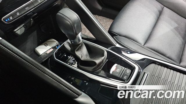 Renault Korea QM6 2021 — photo 12