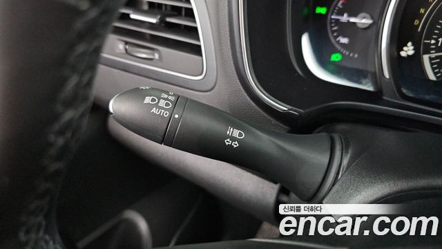 Renault Korea QM6 2021 — photo 29